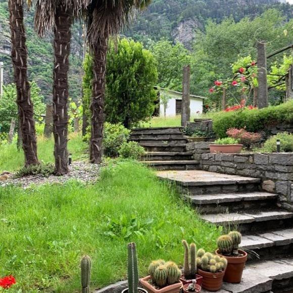 Grotto Pergola Bed & Breakfast Giornico Exterior foto