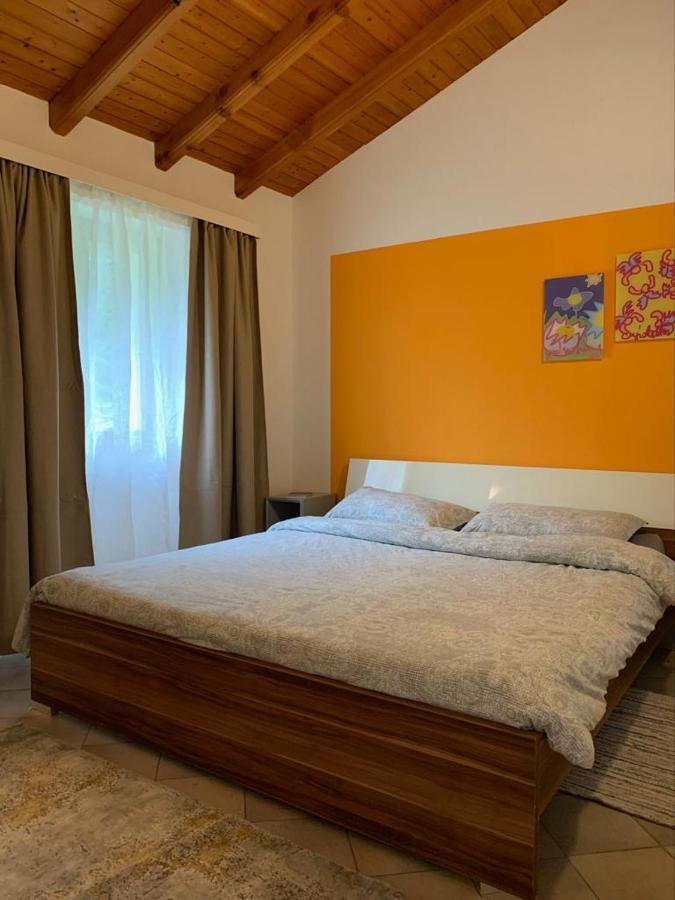 Grotto Pergola Bed & Breakfast Giornico Exterior foto